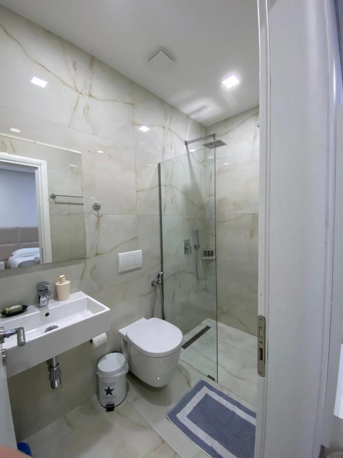 Edina By Hp Hotel Sarandë 외부 사진