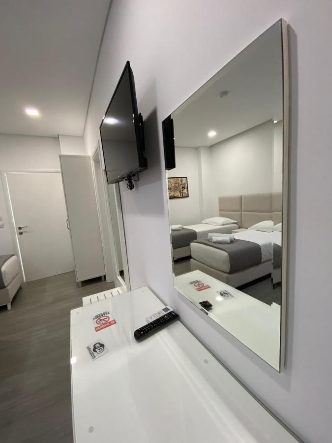 Edina By Hp Hotel Sarandë 외부 사진