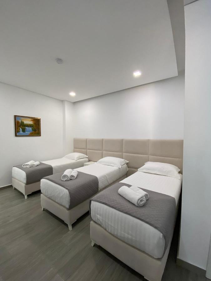 Edina By Hp Hotel Sarandë 외부 사진
