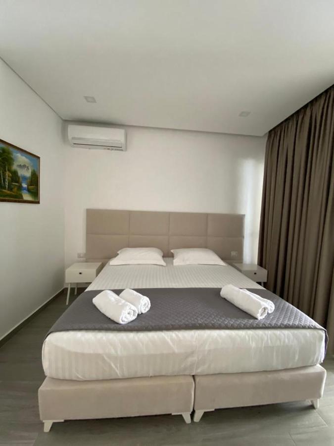 Edina By Hp Hotel Sarandë 외부 사진