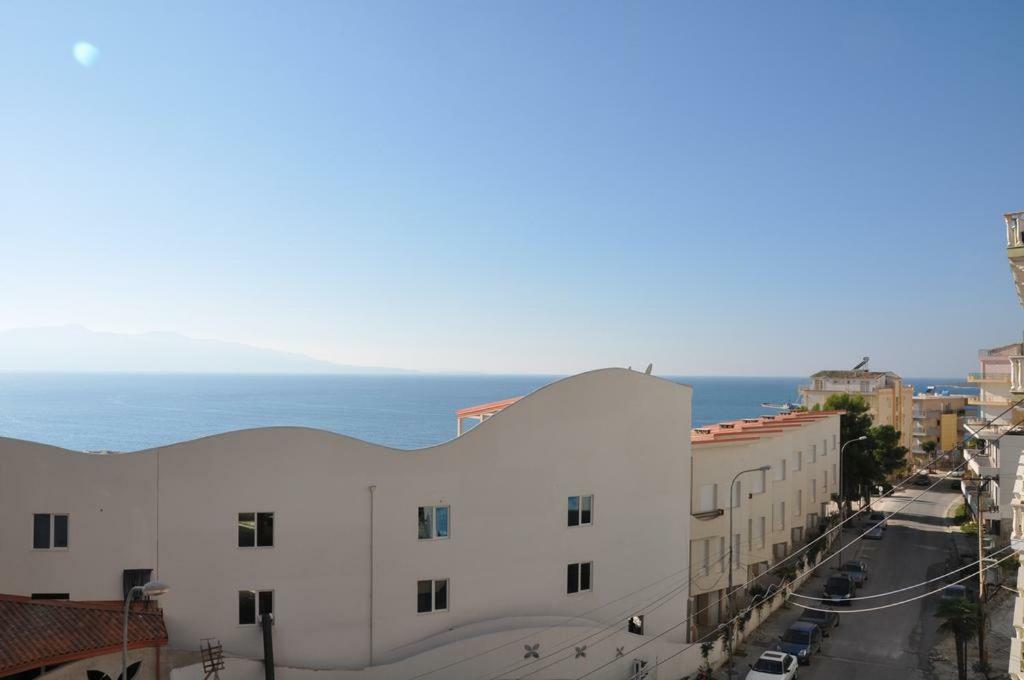 Edina By Hp Hotel Sarandë 외부 사진