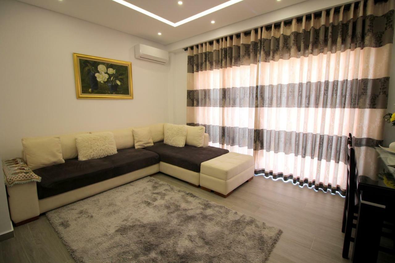 Edina By Hp Hotel Sarandë 외부 사진