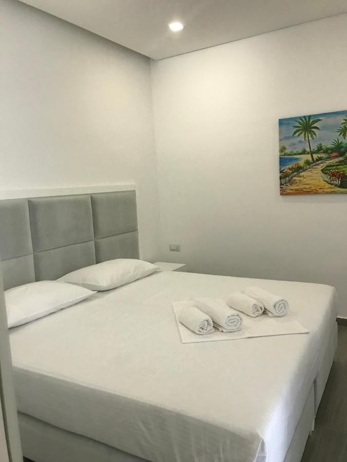 Edina By Hp Hotel Sarandë 외부 사진